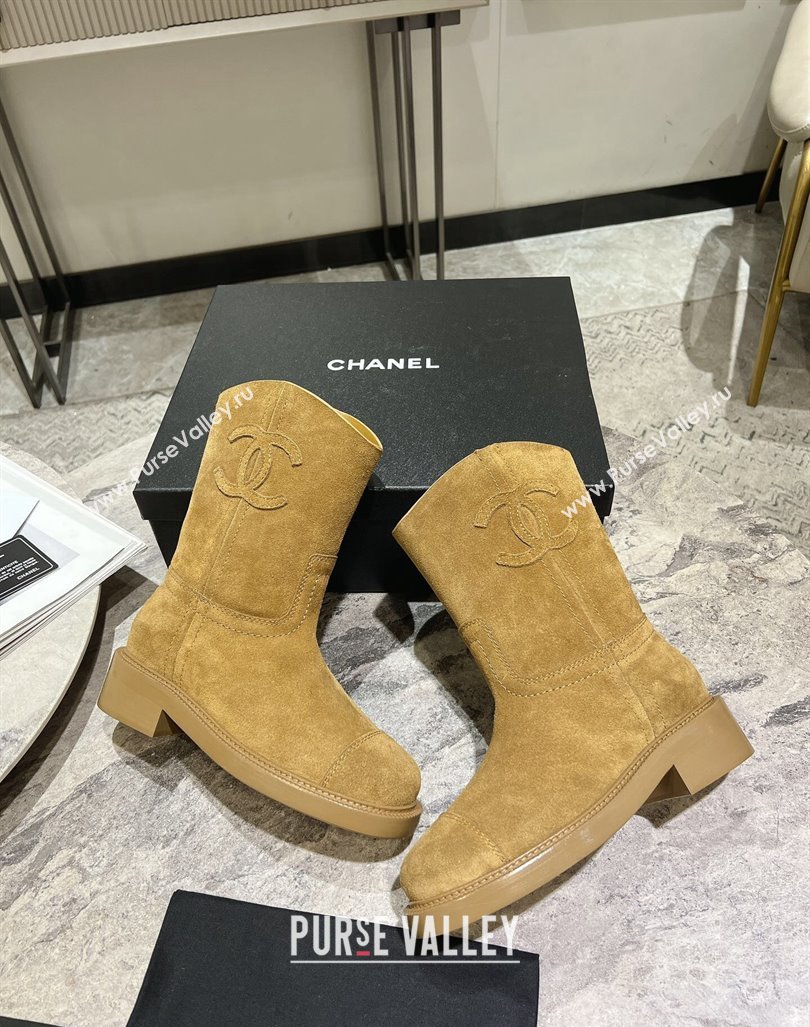 Chanel Suede Heel Ankle Boots 3cm with Side CC Yellow 2024 072202 (KL-240722010)