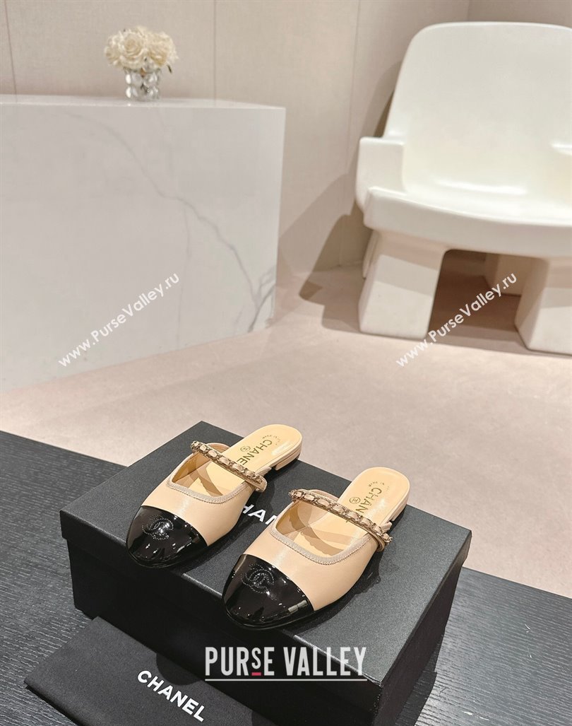 Chanel Calfskin Patent Flat Mules with Chain Beige 2024 072208 (MD-240722083)