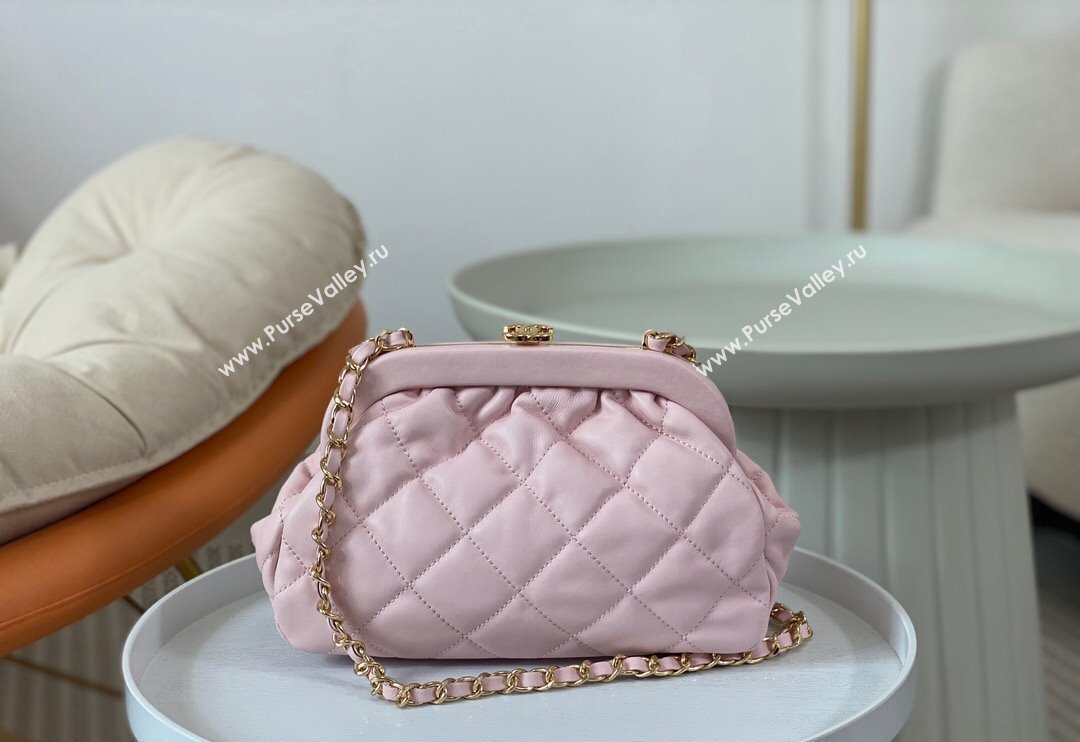 Chanel Lambskin Clutch with Chain AS4717 Light Pink 2024 (SM-240808002)