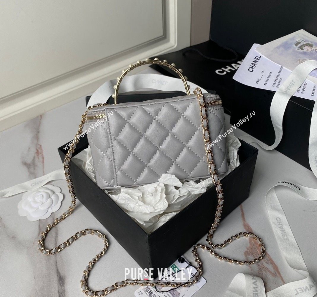 Chanel Lambskin Clutch with Chain and Pearls Top handle AP3956 Grey 2024 (yezi-240808042)