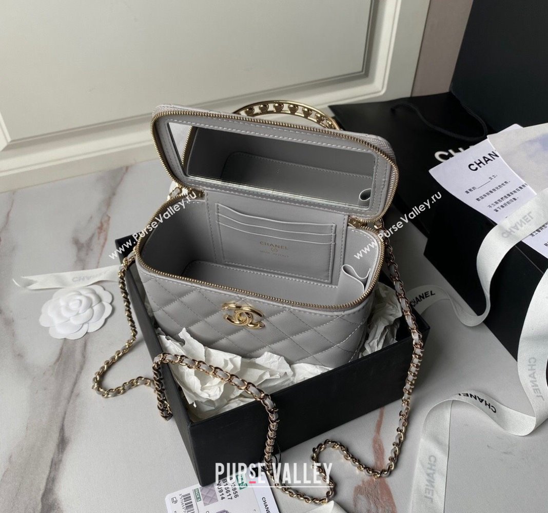 Chanel Lambskin Clutch with Chain and Pearls Top handle AP3956 Grey 2024 (yezi-240808042)