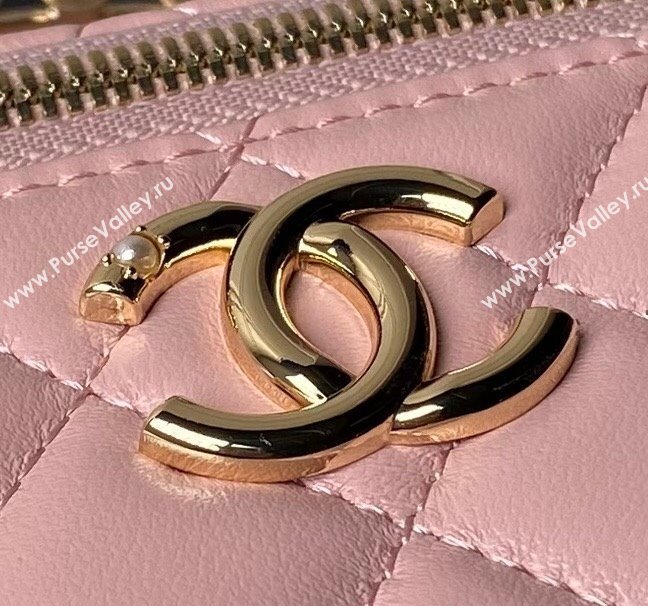 Chanel Lambskin Clutch with Chain and Pearls Top handle AP3956 Light Pink 2024 (yezi-240808043)