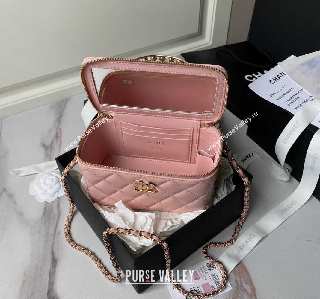 Chanel Lambskin Clutch with Chain and Pearls Top handle AP3956 Light Pink 2024 (yezi-240808043)