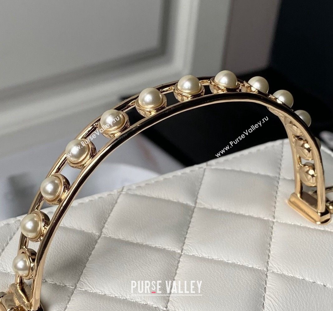 Chanel Lambskin Clutch with Chain and Pearls Top handle AP3956 White 2024 (yezi-240808045)