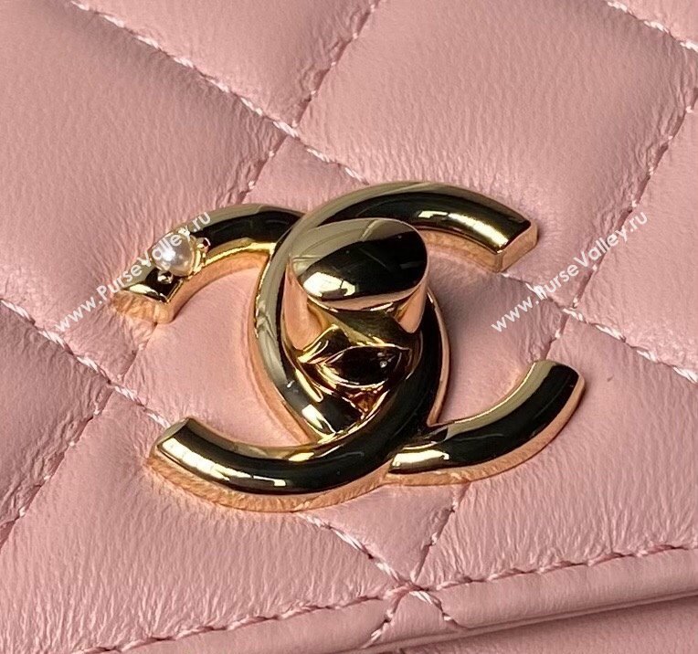 Chanel Lambskin Clutch with Chain and Pearls Top handle AP3954 Light Pink 2024 (yezi-240808048)