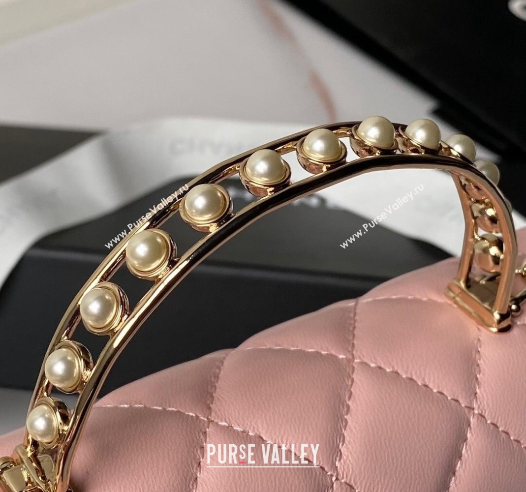 Chanel Lambskin Clutch with Chain and Pearls Top handle AP3954 Light Pink 2024 (yezi-240808048)