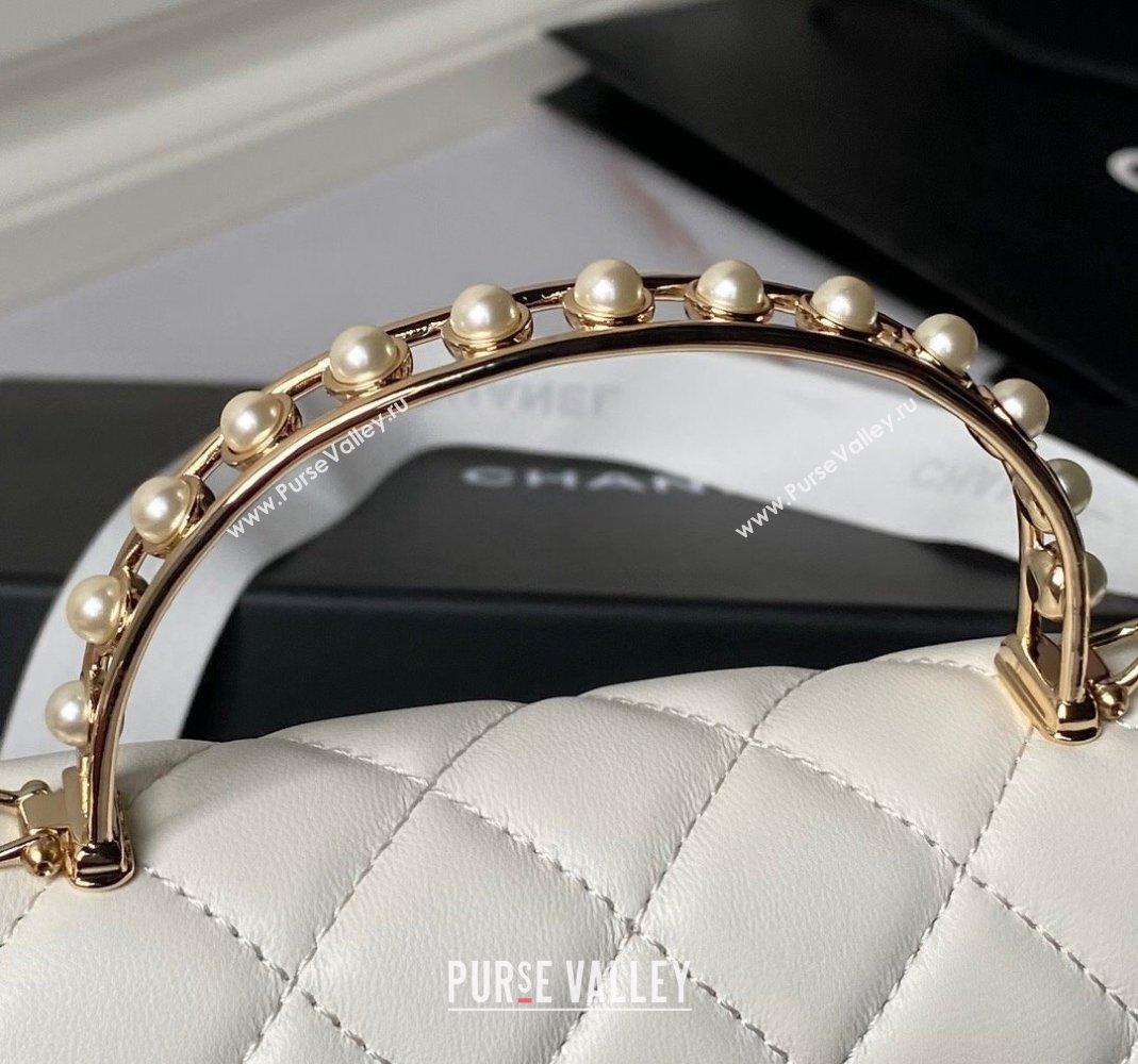 Chanel Lambskin Clutch with Chain and Pearls Top handle AP3954 White 2024 (yezi-240808049)