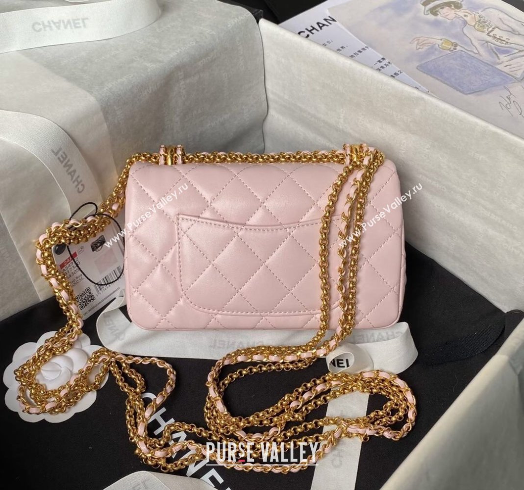 Chanel Shiny Lambskin Mini Bag with Chain Light Pink 2024 AS4972 (yezi-240808052)