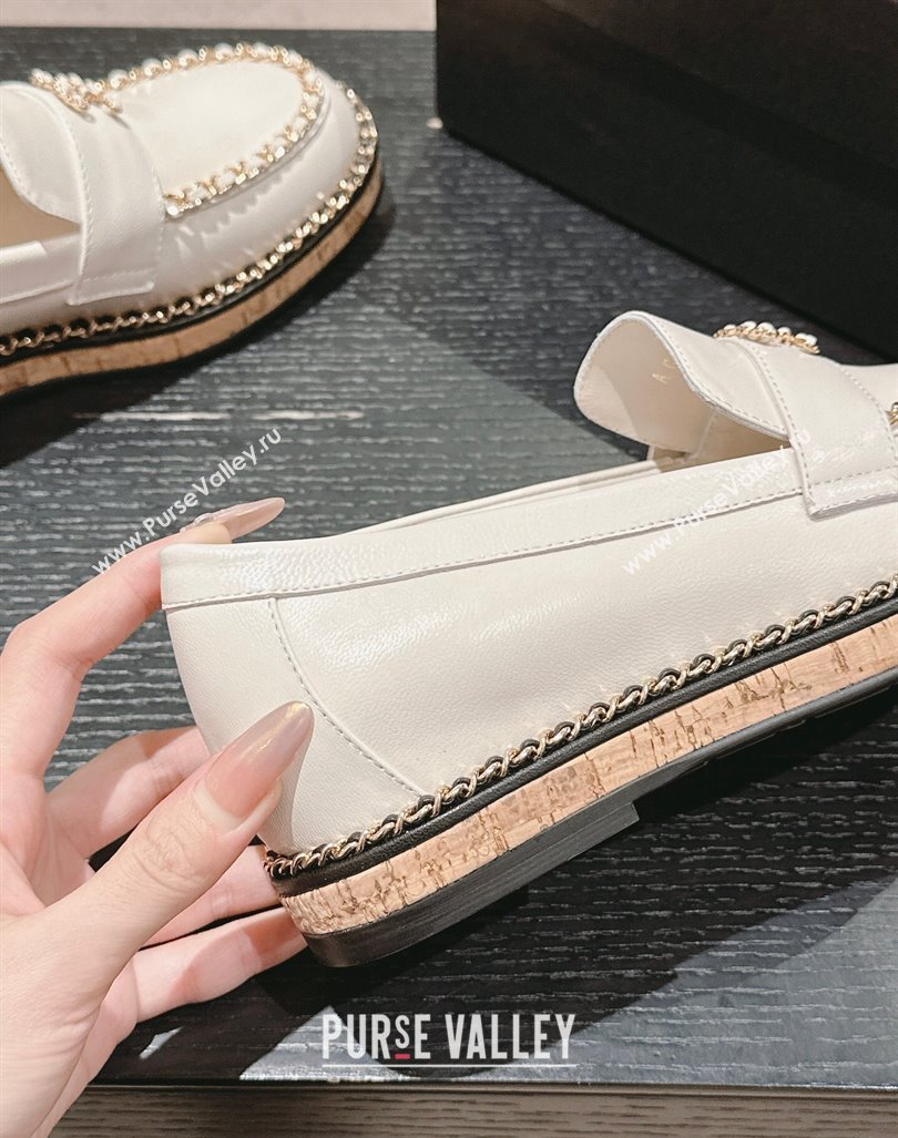 Chanel Calfskin Loafers with Chain White 2024 081614 (MD-240816115)