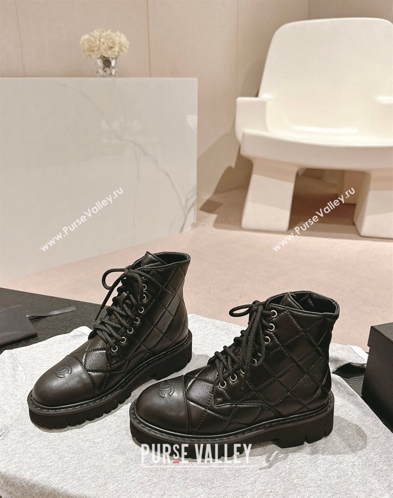 Chanel Quilted Calfskin Lace up Ankle Boots Black 2024 CH081629 (MD-240816131)