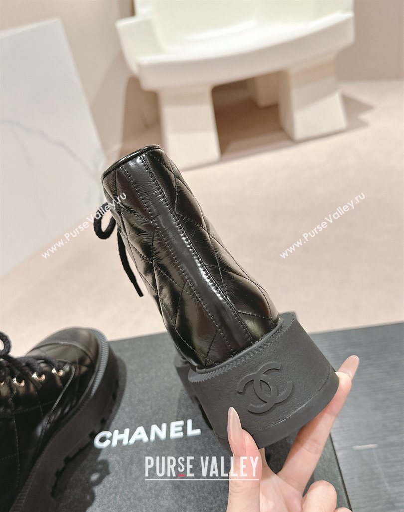 Chanel Quilted Calfskin Platform Lace up Ankle Boots Black 2024 CH081632 (MD-240816132)