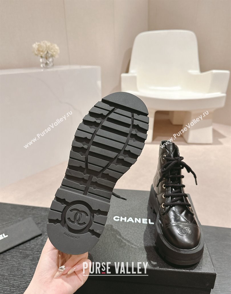 Chanel Quilted Calfskin Platform Lace up Ankle Boots Black 2024 CH081632 (MD-240816132)