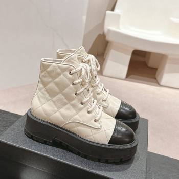 Chanel Quilted Calfskin Platform Lace up Ankle Boots White 2024 CH081632 (MD-240816133)