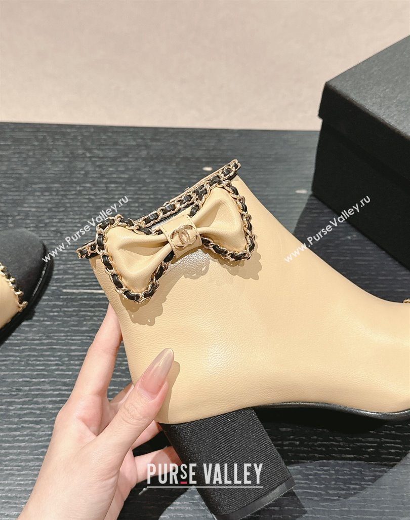 Chanel Calfskin Heel Ankle Boots with Chain and Bow Beige 2024 081684 (MD-240816086)