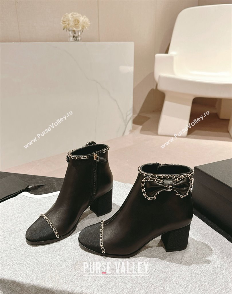 Chanel Calfskin Heel Ankle Boots with Chain and Bow Black 2024 081684 (MD-240816087)