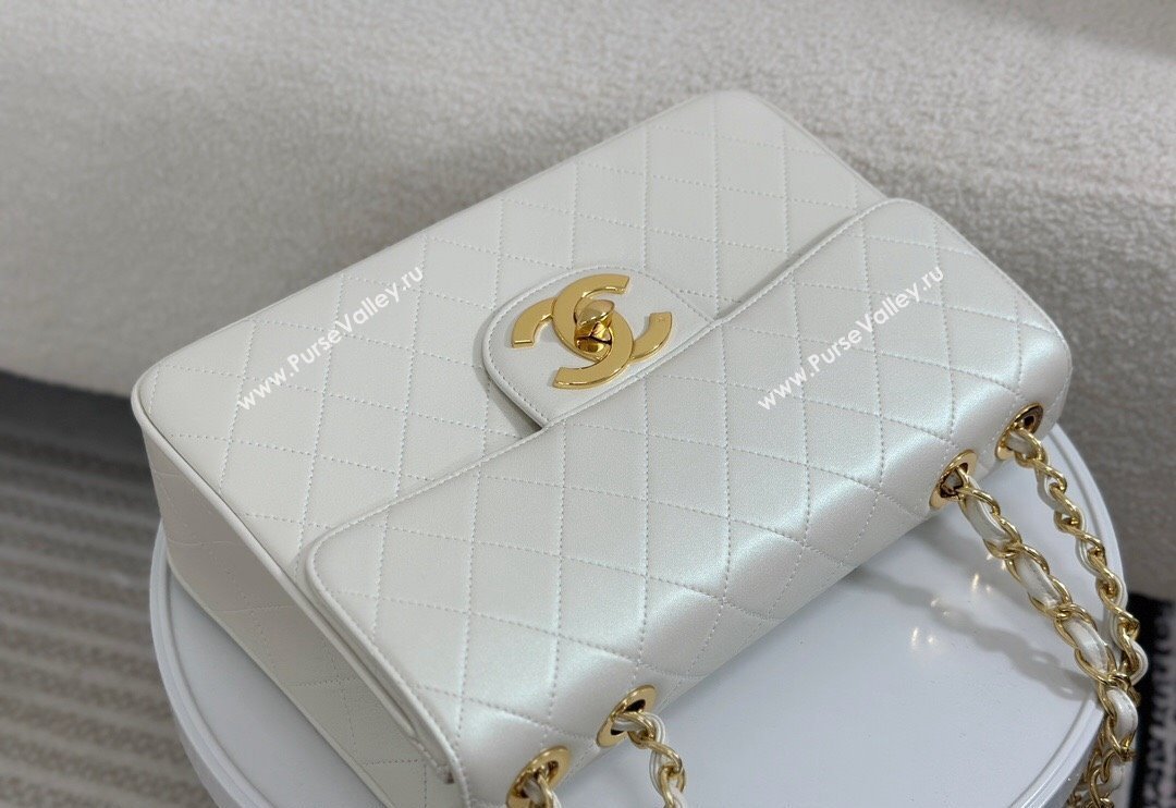 Chanel Vintage Grained Calfskin Flap bag Pearly White 2024 A088 (SM-240829078)