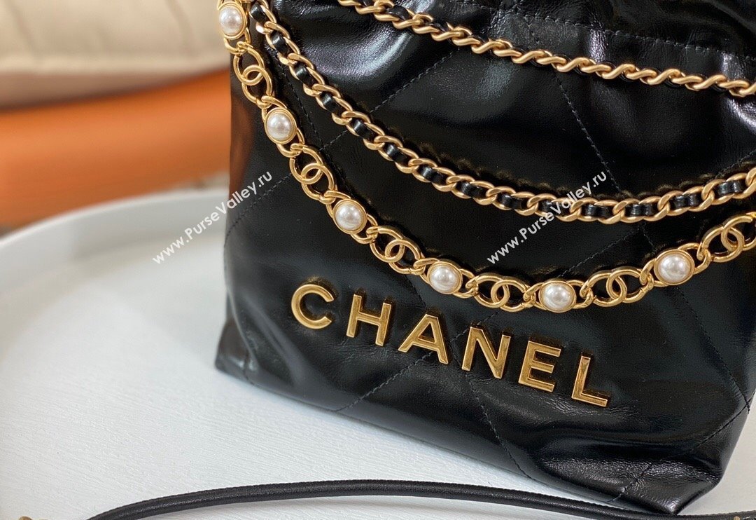 Chanel 22 Mini Bag in Shiny Calfskin AS3980 Black/Pearls 2024 0829 (SM-240829088)