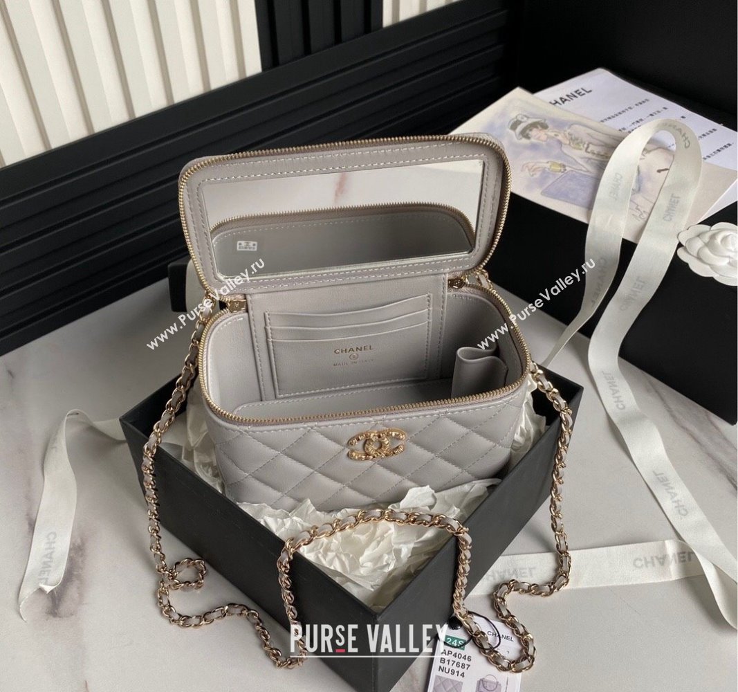 Chanel Lambskin Clutch with Chain and Strass Top Handle AP4046 Grey 2024 (yezi-240830002)