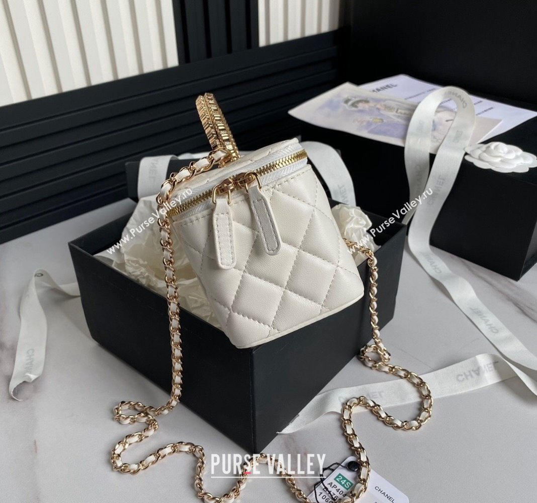 Chanel Lambskin Clutch with Chain and Strass Top Handle AP4046 White 2024 (yezi-240830003)