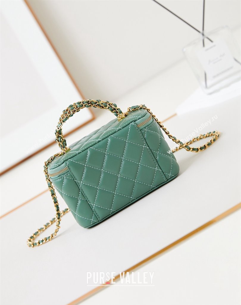 Chanel Lambskin Clutch with Chain and Top Handle AP4168 Light Green 2024 (yezi-240830016)