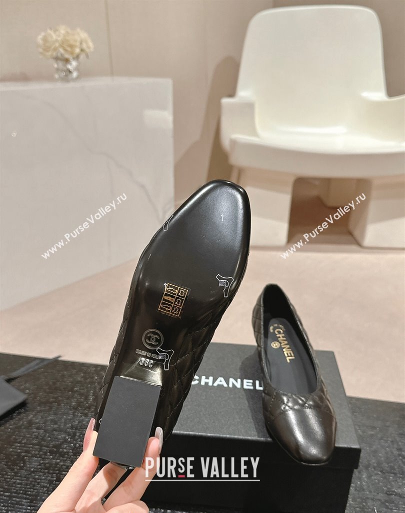 Chanel Quilted Lambskin Leather Low-Heel Pumps Black 2024 G45235 (MD-240910142)