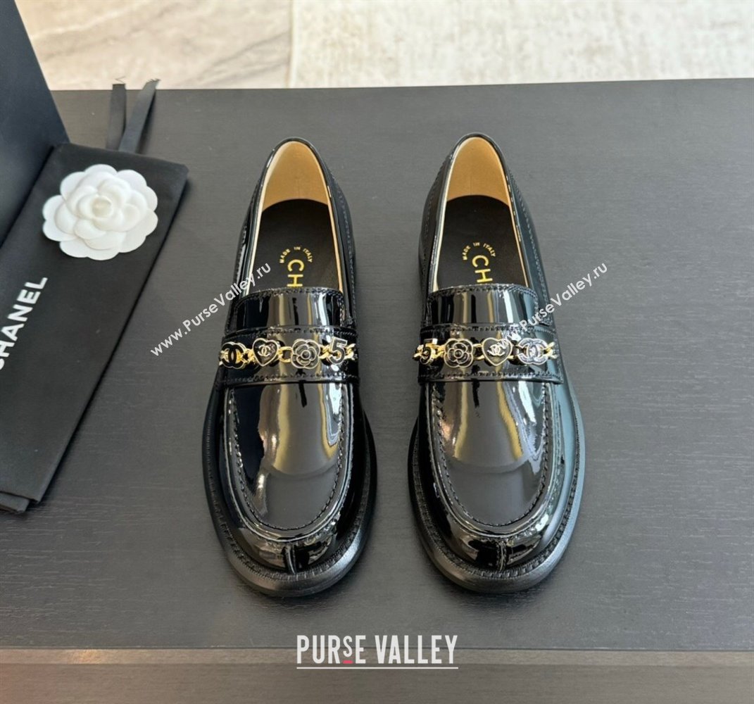 Chanel Patent Leather Loafers with Heart Charm Black 2024 G45785 (SS-240910075)