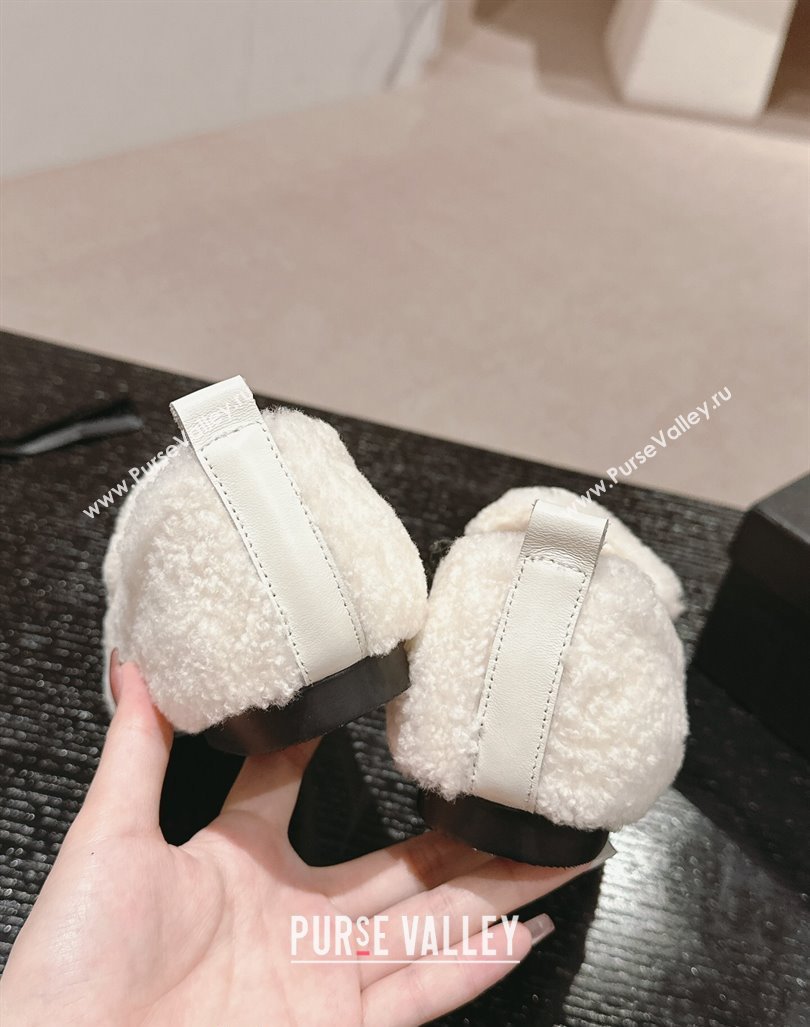 Chanel Wool Fur Flat CC Loafers White 2024 CH091003 (MD-240910010)