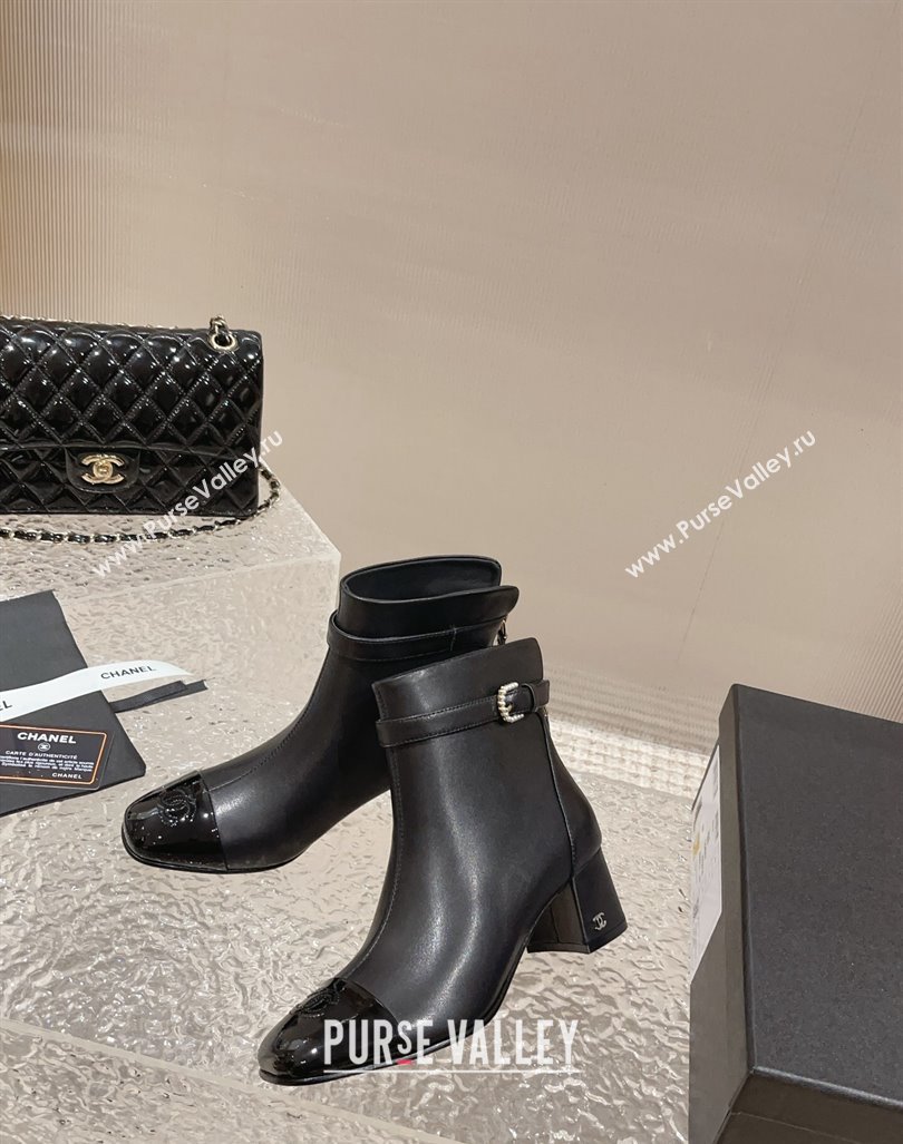 Chanel Calfskin Patent Heel Ankle Boots with Pearls Buckle Black 2024 CH090801 (MD-240909035)