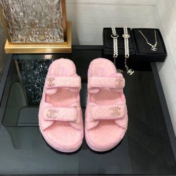 Chanel Fur Flat Strap Slides Sandal with Chain CC Light Pink 2024 CH091009 (MD-240910038)