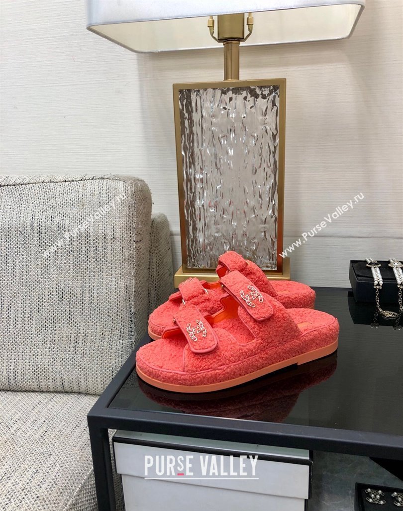 Chanel Fur Flat Strap Slides Sandal with Chain CC Orange 2024 CH091009 (MD-240910039)