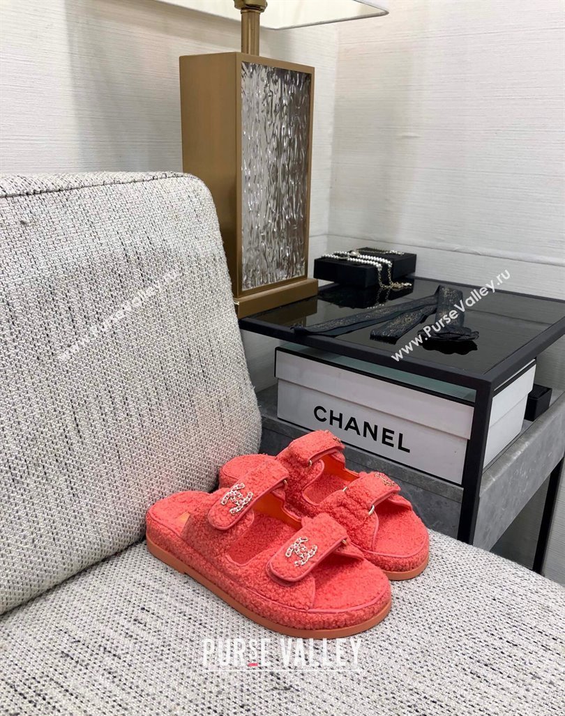 Chanel Fur Flat Strap Slides Sandal with Chain CC Orange 2024 CH091009 (MD-240910039)