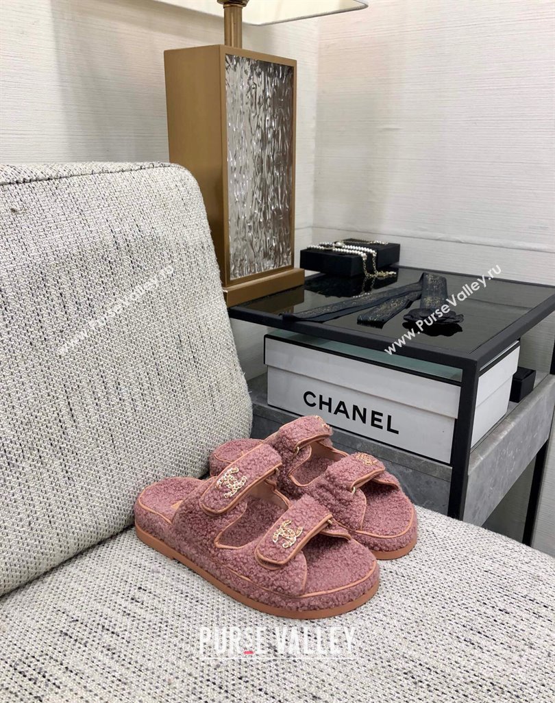 Chanel Fur Flat Strap Slides Sandal with Chain CC Pink2 2024 CH091009 (MD-240910041)