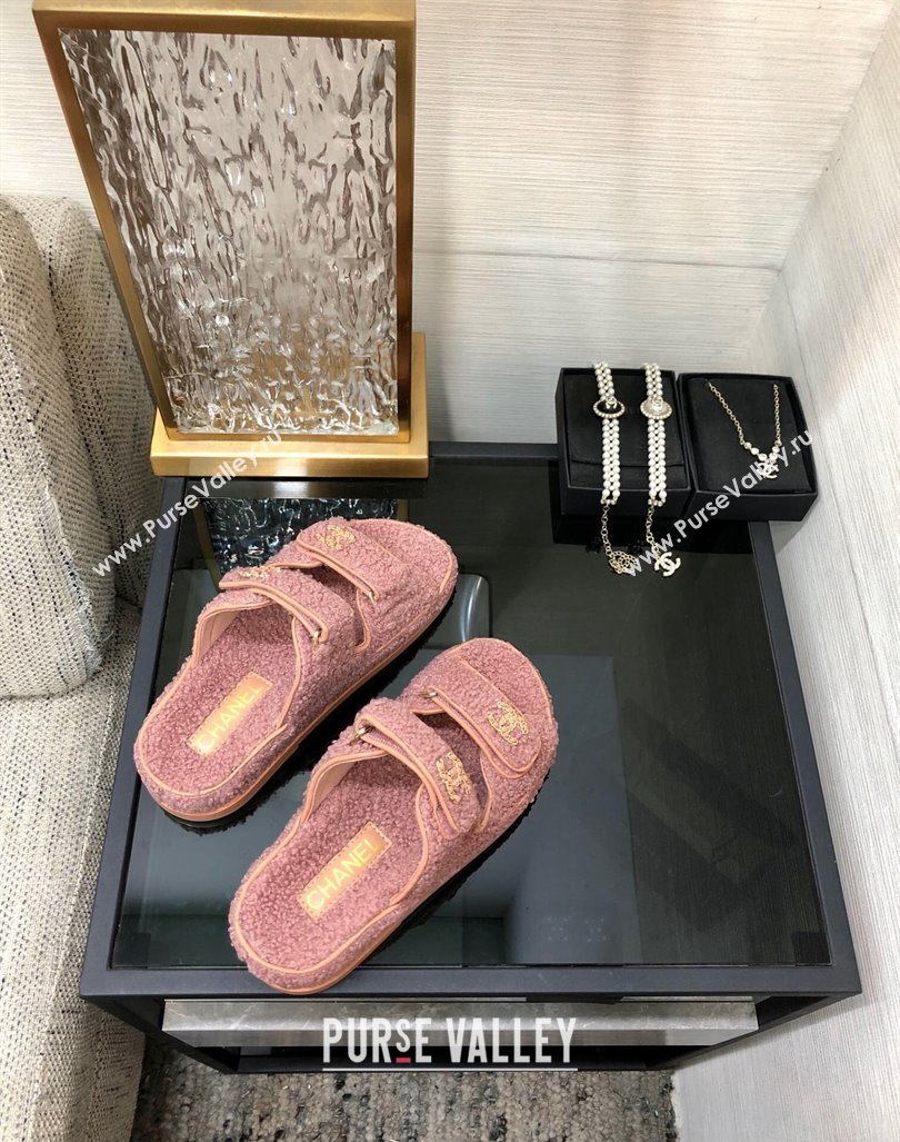 Chanel Fur Flat Strap Slides Sandal with Chain CC Pink2 2024 CH091009 (MD-240910041)