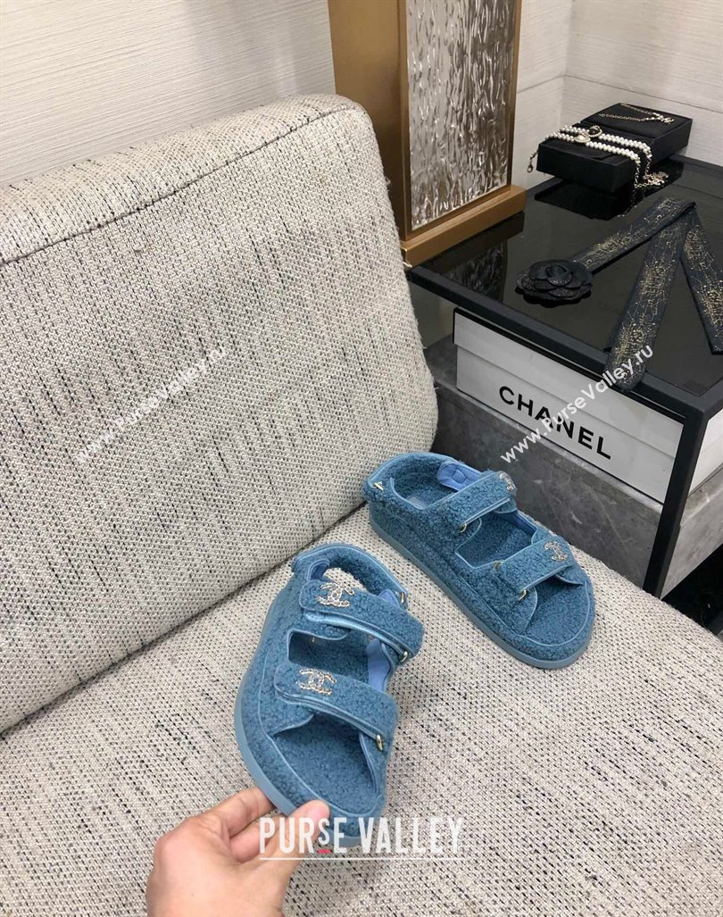 Chanel Fur Flat Strap Sandals with Chain CC Light Blue 2024 CH091009 (MD-240910044)