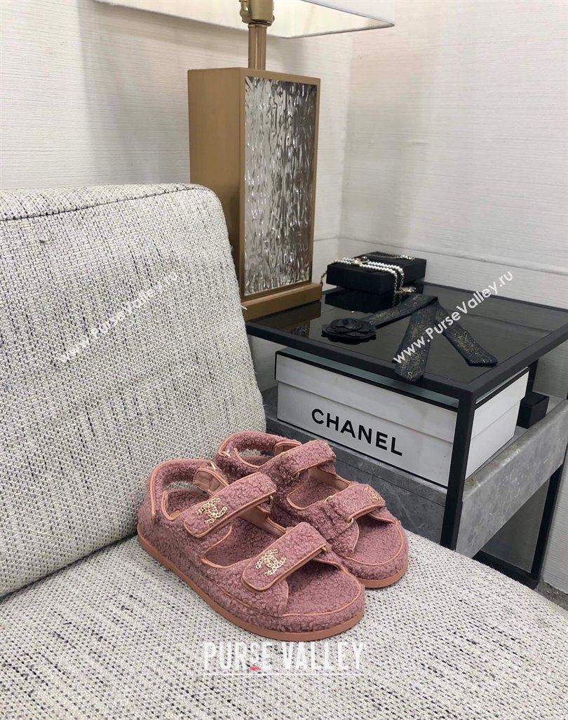 Chanel Fur Flat Strap Sandals with Chain CC Pink2 2024 CH091009 (MD-240910045)