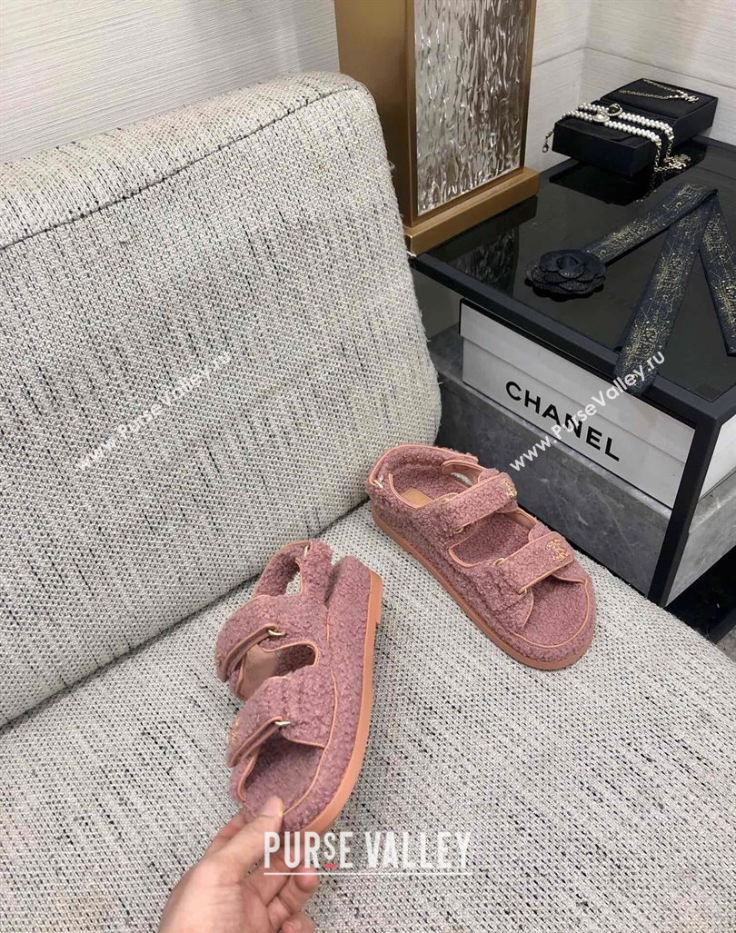 Chanel Fur Flat Strap Sandals with Chain CC Pink2 2024 CH091009 (MD-240910045)