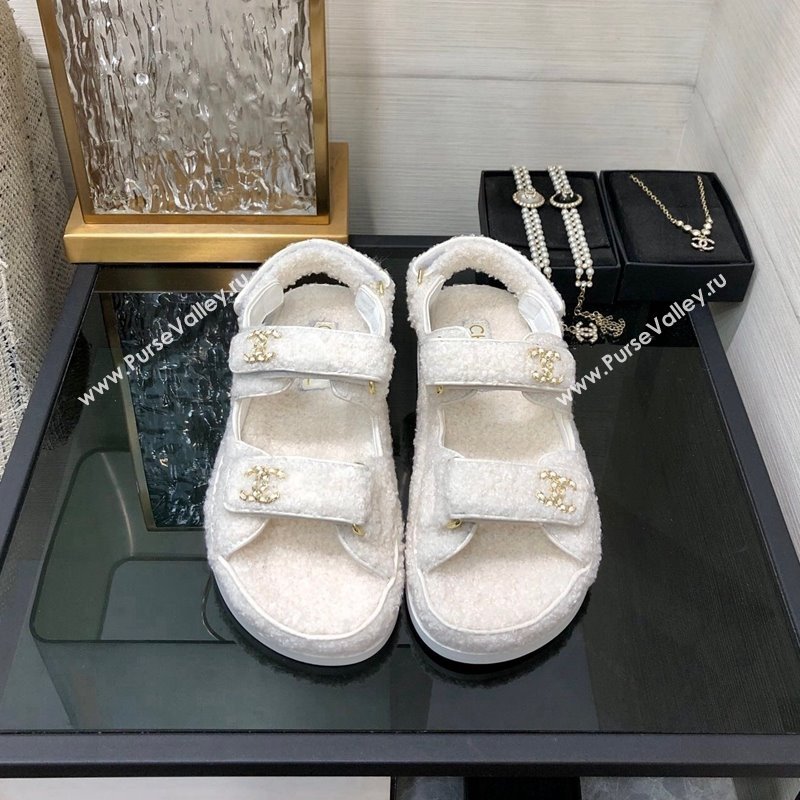 Chanel Fur Flat Strap Sandals with Chain CC White 2024 CH091009 (MD-240910047)