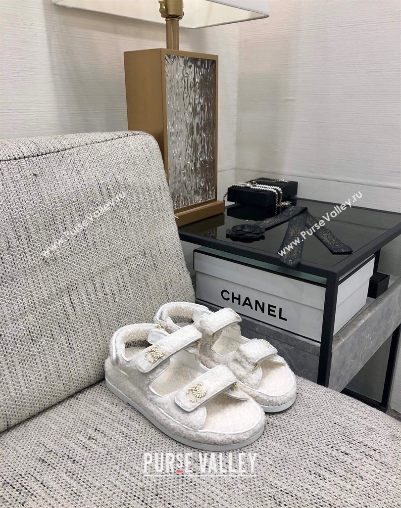 Chanel Fur Flat Strap Sandals with Chain CC White 2024 CH091009 (MD-240910047)