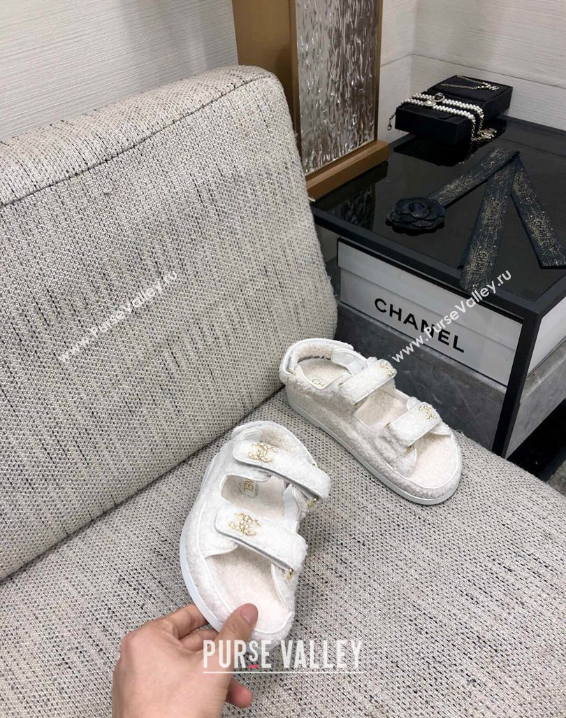 Chanel Fur Flat Strap Sandals with Chain CC White 2024 CH091009 (MD-240910047)