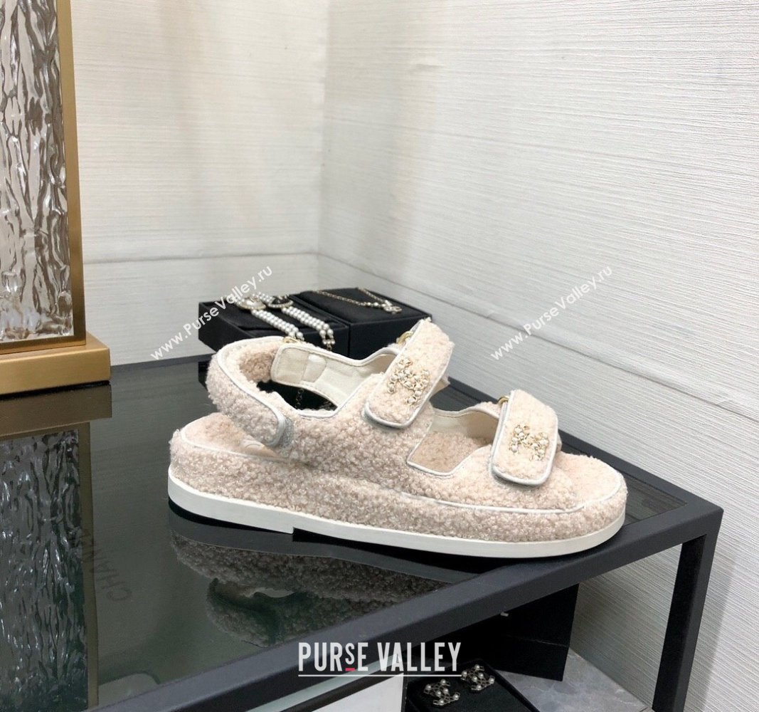 Chanel Fur Flat Strap Sandals with Chain CC Light Beige 2024 CH091009 (MD-240910048)