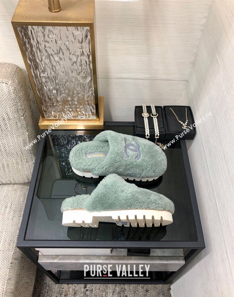 Chanel Wool Fur Platform Mules Dusty Green 2024 CH090909 (MD-240909129)