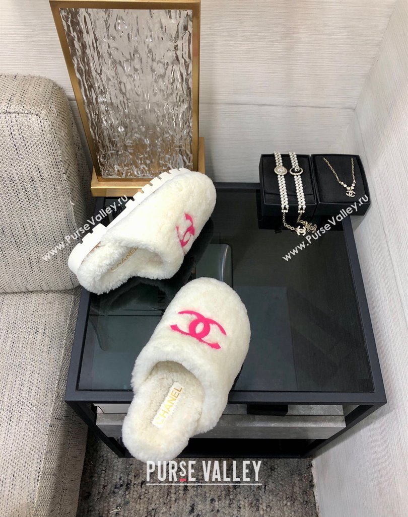 Chanel Wool Fur Platform Mules White 2024 CH090909 (MD-240909130)