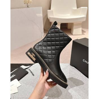 Chanel Quilted Calfskin Leather Ankle Boots with Logo Stud and Chain Black 2024 CH090904 (MD-240909059)