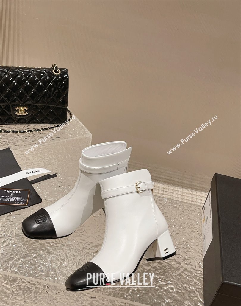 Chanel Calfskin Heel Ankle Boots with Pearls Buckle White 2024 CH090801 (MD-240909036)