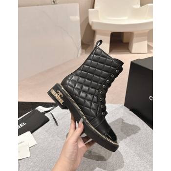 Chanel Quilted Calfskin lace-up Ankle Boots with Logo Stud and Chain Black 2024 CH090904 (MD-240909061)