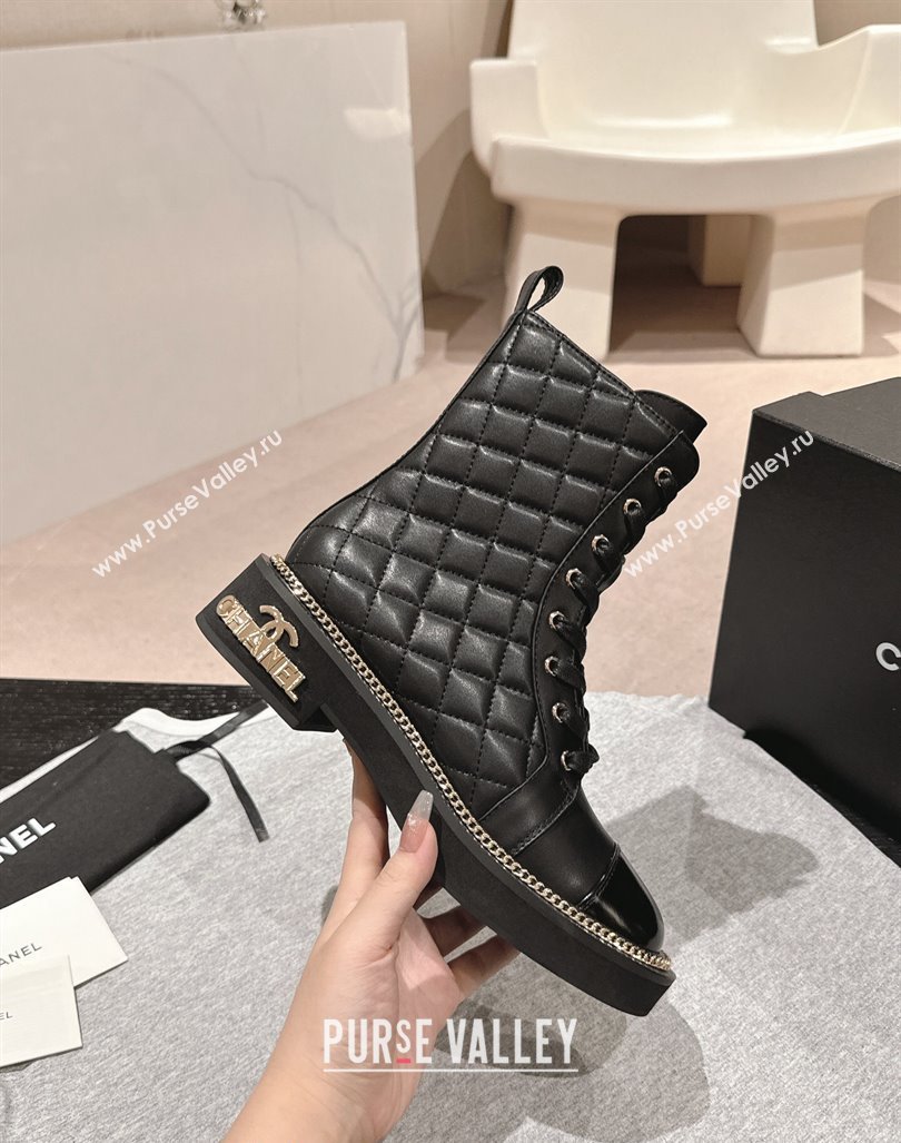 Chanel Quilted Calfskin lace-up Ankle Boots with Logo Stud and Chain Black 2024 CH090904 (MD-240909061)