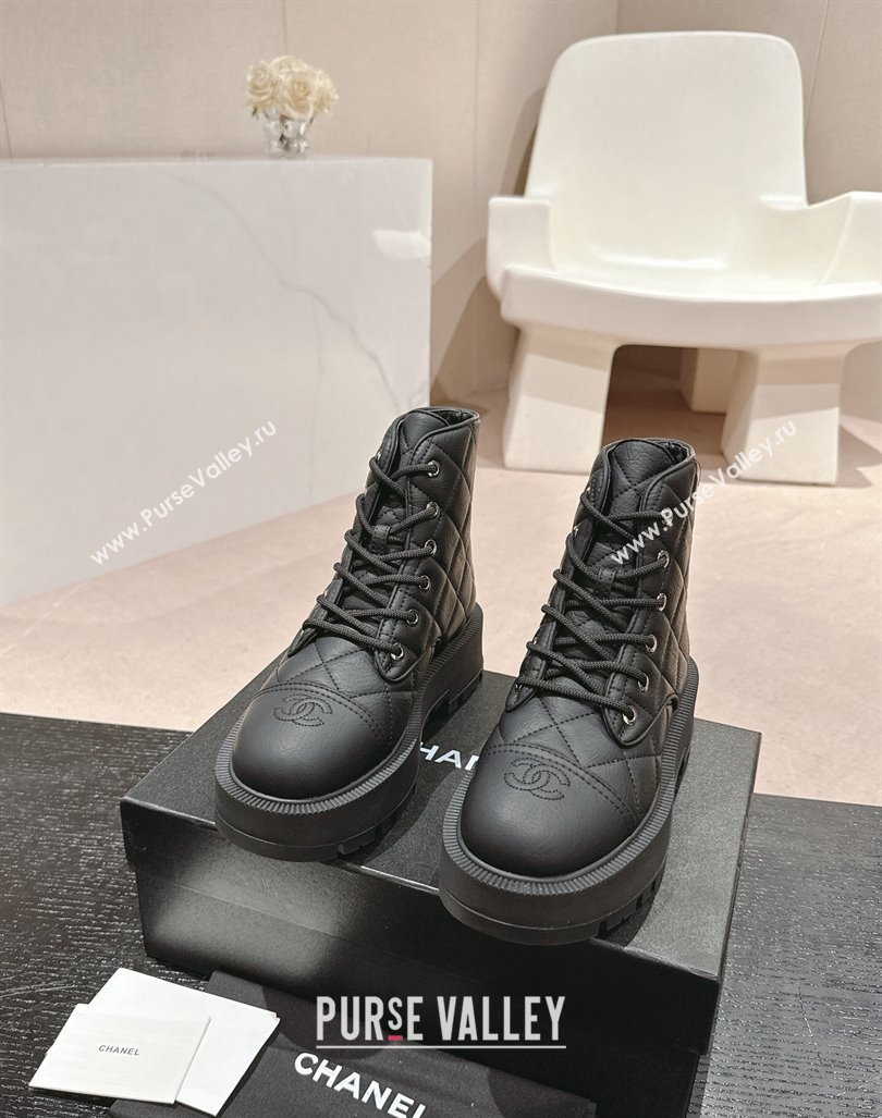 Chanel Quilted Aged Calfskin Lace-up Platform Ankle Boots Black 2024 CH090905 (MD-240909072)