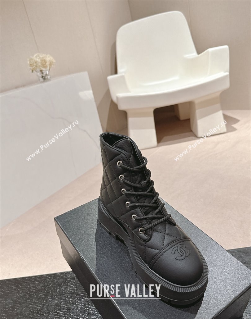 Chanel Quilted Aged Calfskin Lace-up Platform Ankle Boots Black 2024 CH090905 (MD-240909072)