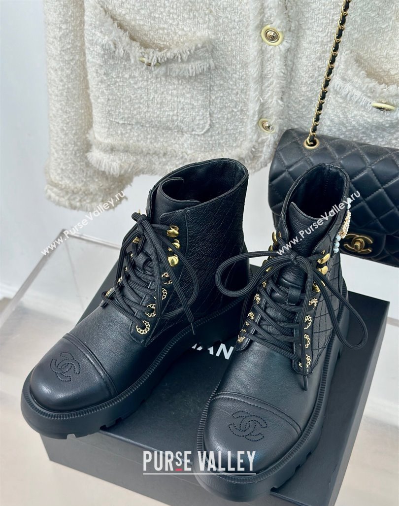 Chanel Quilted Calfskin Lace-up Platform Ankle Boots with Pearls CC Patch Black 2024 (MD-240909090)