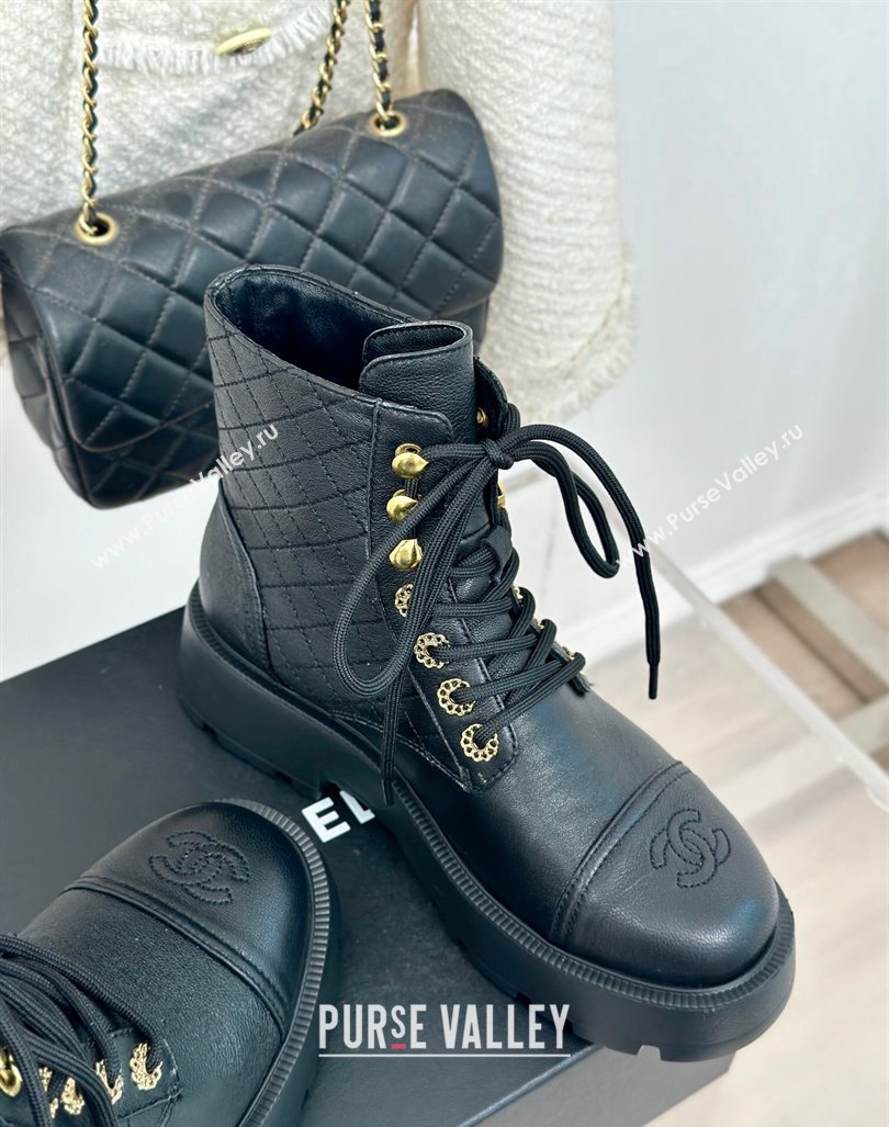 Chanel Quilted Calfskin Lace-up Platform Ankle Boots with Pearls CC Patch Black 2024 (MD-240909090)